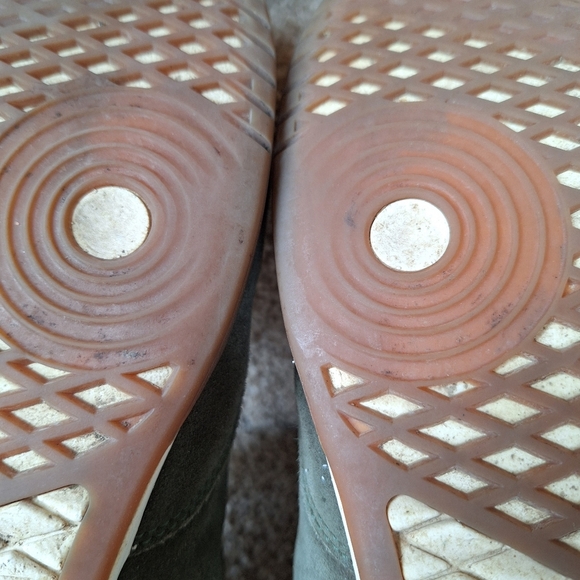 Cole Haan Green and Brown Sneakers - Picture 12 of 12